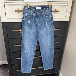 Women’s Skinny Jeans - Blue Distressed Denim